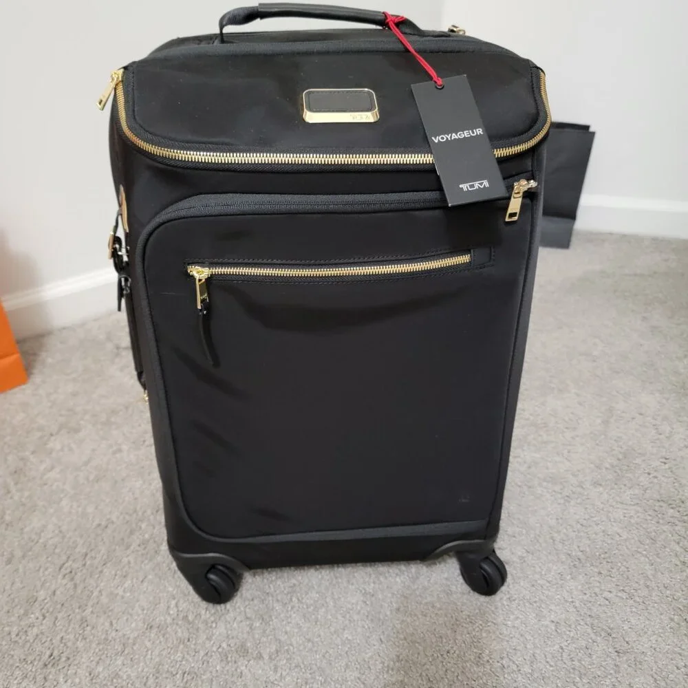 Tumi Carry on